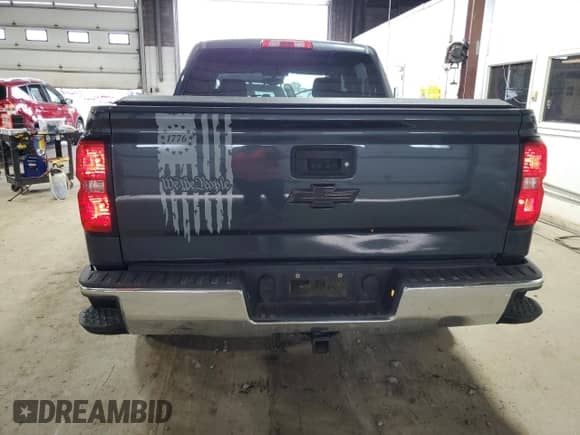 2018 Chevrolet Silverado 1500 LT z VIN 3GCUKREH5JG414712, wystawiony jako Copart lot #82378055 z przebiegiem 161 568 mil mil oraz Szkoda całkowita • Salvage title. Historia ofert i sprzedaży dostępna na DreamBid. Obrazek 6.