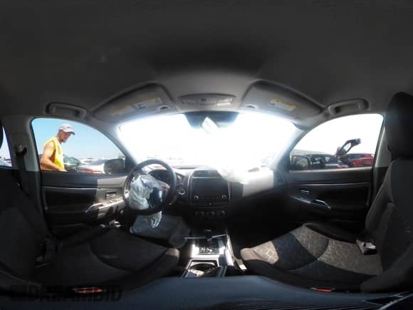 2020 Mitsubishi Outlander SE с VIN JA4AP4AU8LU008329, выставлен на аукционе IAAI как лот 42896705 с пробегом 79 336 миль миль и . История ставок и продаж доступна на DreamBid. Изображение 17.