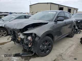 2024 Dodge Hornet GT Plus z VIN ZACNDFBN8R3A11154, wystawiony jako Copart lot #87092104 z przebiegiem 4 374 mil mil oraz Czysty tytuł • Clean title. Historia ofert i sprzedaży dostępna na DreamBid. Obrazek 1.