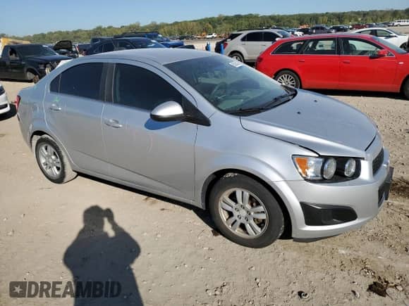 2016 Chevrolet Sonic LT с VIN 1G1JC5SH5G4178042, выставлен на аукционе Copart как лот 85363465 с пробегом 90 120 миль миль и Списание • Salvage title. История ставок и продаж доступна на DreamBid. Изображение 4.