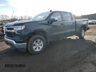 2022 Chevrolet Silverado 1500 LT with VIN 1GCUDDET0NZ506950, listed as a Copart auction lot 46721725 with 19,713 mi miles and Salvage title. Bid and sale history available at DreamBid. Image 1.