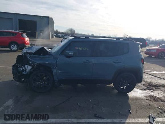 2017 Jeep Renegade Latitude z VIN ZACCJABB3HPF71731, wystawiony jako IAAI lot #41458308 z przebiegiem 110 186 mil mil oraz . Historia ofert i sprzedaży dostępna na DreamBid. Obrazek 14.