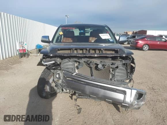 2020 Toyota Tundra Platinum с VIN 5TFGY5F16LX268034, выставлен на аукционе IAAI как лот 41204808 с пробегом 80 218 миль миль и . История ставок и продаж доступна на DreamBid. Изображение 13.