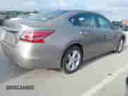 2015 Nissan Altima S с VIN 1N4AL3AP6FN878235, выставлен на аукционе IAAI как лот 42258084 с пробегом 121 612 миль миль и . История ставок и продаж доступна на DreamBid. Изображение 4.