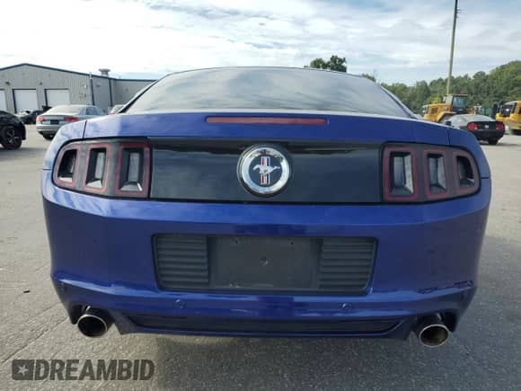 2014 Ford Mustang V6 with VIN 1ZVBP8AM0E5332886, listed as a Copart auction lot 80870145 with 177,165 mi miles and Salvage title. Bid and sale history available at DreamBid. Image 6.