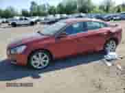 2013 Volvo S60 T6 R-Design Platinum с VIN YV1902FH0D2174865, выставлен на аукционе Copart как лот 65460525 с пробегом 42 798 миль миль и Списание • Salvage title. История ставок и продаж доступна на DreamBid. Изображение 1.