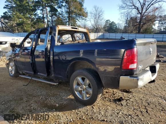 2018 Ram 1500 Big Horn z VIN 1C6RR7GG2JS311757, wystawiony jako Copart lot #88481235 z przebiegiem Nie podano mil oraz Nie do naprawy • Non repairable. Historia ofert i sprzedaży dostępna na DreamBid. Obrazek 2.