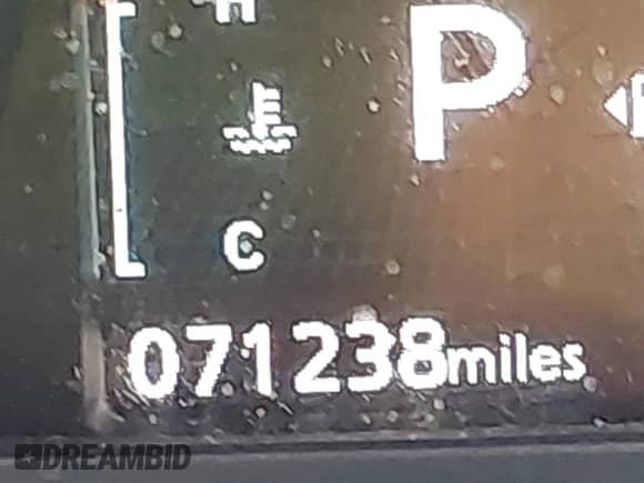 2021 Mitsubishi Outlander ES z VIN JA4ARUAU2MU010153, wystawiony jako IAAI lot #42987308 z przebiegiem 71 238 mil mil oraz . Historia ofert i sprzedaży dostępna na DreamBid. Obrazek 16.