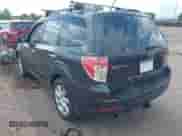2009 Subaru Forester X с VIN JF2SH63619H729533, выставлен на аукционе IAAI как лот 43257986 с пробегом 183 746 миль миль и . История ставок и продаж доступна на DreamBid. Изображение 3.