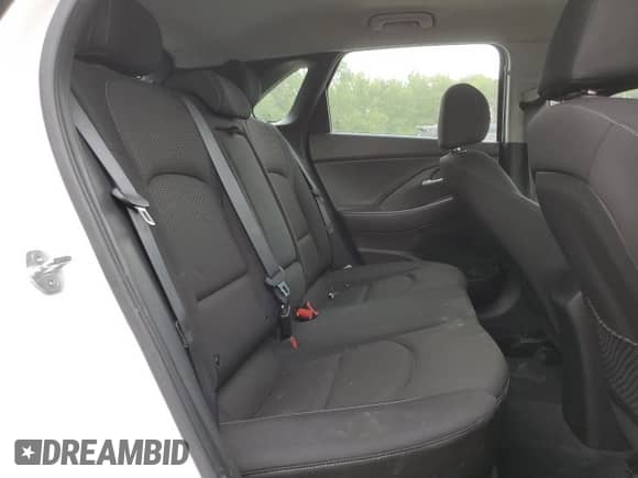 2019 Hyundai Elantra с VIN KMHH35LE9KU107862, выставлен на аукционе Copart как лот 58411455 с пробегом 72 627 миль миль и Списание • Salvage title. История ставок и продаж доступна на DreamBid. Изображение 10.