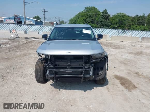 2021 Jeep Grand Cherokee Limited with VIN 1C4RJKBG8M8140265, listed as a IAAI auction lot 42462784 with 23,274 mi miles and . Bid and sale history available at DreamBid. Image 12.
