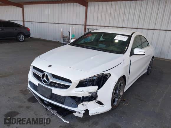 2019 Mercedes-Benz CLA 250 z VIN WDDSJ4EB2KN741592, wystawiony jako IAAI lot #42564734 z przebiegiem 36 469 mil mil oraz . Historia ofert i sprzedaży dostępna na DreamBid. Obrazek 6.