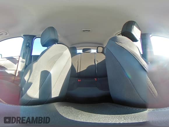 2018 Jeep Renegade Altitude with VIN ZACCJABB0JPJ10067, listed as a Copart auction lot 68039085 with 87,920 mi miles and Salvage title. Bid and sale history available at DreamBid. Image 14.