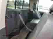 2004 Dodge 1500 ST z VIN 1D7HA16KX4J104743, wystawiony jako Copart lot #70293155 z przebiegiem 206 394 mil mil oraz Szkoda całkowita • Salvage title. Historia ofert i sprzedaży dostępna na DreamBid. Obrazek 10.