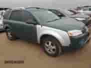 2006 Saturn VUE z VIN 5GZCZ33D76S864008, wystawiony jako Copart lot #77001954 z przebiegiem 192 849 mil mil oraz Nie do naprawy • Non repairable. Historia ofert i sprzedaży dostępna na DreamBid. Obrazek 4.