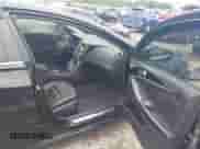 2013 Hyundai Sonata Limited с VIN 5NPEC4AC6DH689225, выставлен на аукционе IAAI как лот 42740964 с пробегом 170 989 миль миль и . История ставок и продаж доступна на DreamBid. Изображение 5.