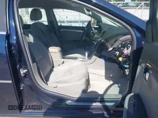 2007 Saturn Aura XE with VIN 1G8ZS57N37F167440, listed as a IAAI auction lot 43338005 with 154,884 mi miles and . Bid and sale history available at DreamBid. Image 5.