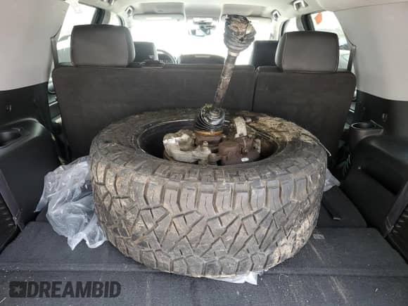 2016 Chevrolet Tahoe LT with VIN 1GNSKBKC7GR112720, listed as a Copart auction lot 66105395 with 163,208 mi miles and Salvage title. Bid and sale history available at DreamBid. Image 13.