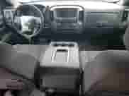 2018 Chevrolet Silverado 1500 LT z VIN 2GCVKREC2J1105880, wystawiony jako Copart lot #81654965 z przebiegiem 85 714 mil mil oraz Szkoda całkowita • Salvage title. Historia ofert i sprzedaży dostępna na DreamBid. Obrazek 8.