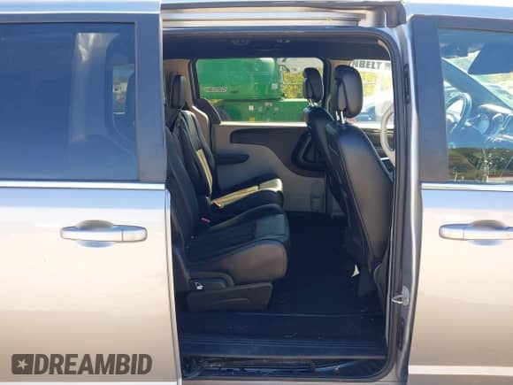 2019 Dodge Grand Caravan SXT with VIN 2C4RDGCG4KR542272, listed as a IAAI auction lot 43416884 with 79,961 mi miles and . Bid and sale history available at DreamBid. Image 8.