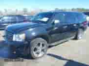 2007 Chevrolet Suburban LTZ z VIN 3GNFC16047G246612, wystawiony jako IAAI lot #41802259 z przebiegiem Nie podano mil oraz . Historia ofert i sprzedaży dostępna na DreamBid. Obrazek 2.