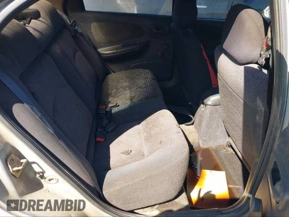 2000 Dodge Neon Highline z VIN 1B3ES46C8YD725604, wystawiony jako IAAI lot #39736051 z przebiegiem Nie podano mil oraz . Historia ofert i sprzedaży dostępna na DreamBid. Obrazek 8.