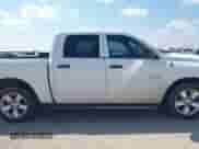 2014 Ram 1500 Tradesman с VIN 1C6RR6KG8ES211461, выставлен на аукционе IAAI как лот 43097994 с пробегом 213 476 миль миль и . История ставок и продаж доступна на DreamBid. Изображение 13.