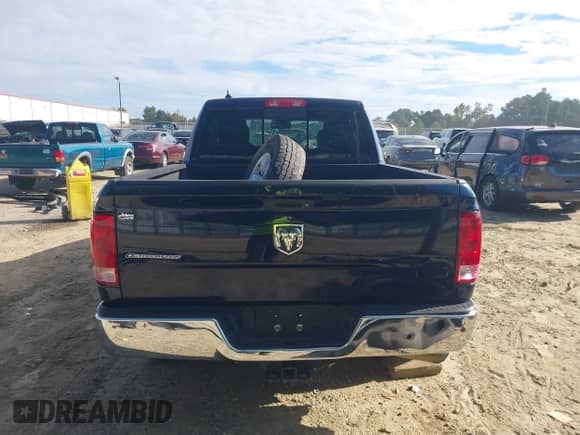 2014 Ram 1500 Big Horn z VIN 1C6RR6GG8ES434995, wystawiony jako IAAI lot #43349963 z przebiegiem 151 168 mil mil oraz . Historia ofert i sprzedaży dostępna na DreamBid. Obrazek 17.