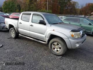 2006 Toyota Tacoma z VIN 5TELU42N66Z191045, wystawiony jako IAAI lot #43569487 z przebiegiem 197 400 mil mil oraz . Historia ofert i sprzedaży dostępna na DreamBid. Obrazek 1.