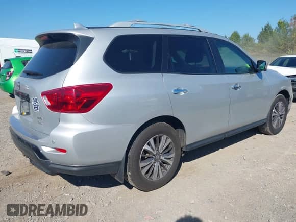2017 Nissan Pathfinder SL with VIN 5N1DR2MMXHC693861, listed as a IAAI auction lot 43226928 with 98,715 mi miles and . Bid and sale history available at DreamBid. Image 4.