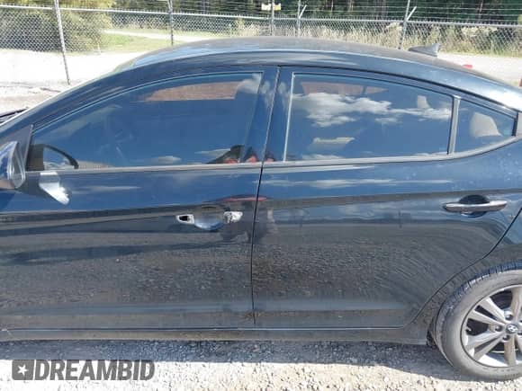 2017 Hyundai Elantra SE with VIN 5NPD84LF2HH038782, listed as a IAAI auction lot 43490511 with 144,829 mi miles and . Bid and sale history available at DreamBid. Image 14.