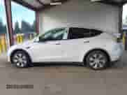 2022 Tesla Model Y Long Range с VIN 7SAYGAEE3NF427483, выставлен на аукционе IAAI как лот 43443237 с пробегом 33 529 миль миль и . История ставок и продаж доступна на DreamBid. Изображение 15.