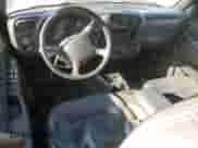 2000 Chevrolet Blazer LS z VIN 1GNCS13W4Y2134613, wystawiony jako Copart lot #41840365 z przebiegiem Nie podano mil oraz Szkoda całkowita • Salvage title. Historia ofert i sprzedaży dostępna na DreamBid. Obrazek 8.