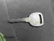 2005 Chevrolet Malibu Classic z VIN 1G1ND52F15M125574, wystawiony jako IAAI lot #41554515 z przebiegiem 165 536 mil mil oraz . Historia ofert i sprzedaży dostępna na DreamBid. Obrazek 11.