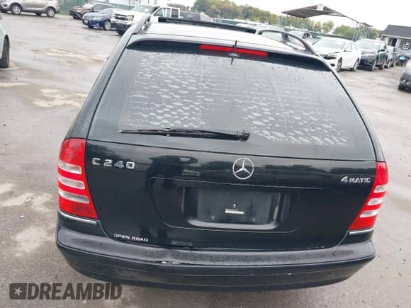 2005 Mercedes-Benz C 240 с VIN WDBRH81J85F567579, выставлен на аукционе IAAI как лот 43200136 с пробегом 216 254 миль миль и . История ставок и продаж доступна на DreamBid. Изображение 6.