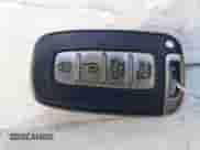 2013 Hyundai Sonata SE z VIN 5NPEC4ACXDH777372, wystawiony jako IAAI lot #43390082 z przebiegiem 107 207 mil mil oraz . Historia ofert i sprzedaży dostępna na DreamBid. Obrazek 11.