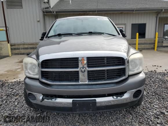 2007 Dodge 2500 SLT with VIN 3D7KS26C77G746747, listed as a Copart auction lot 86063175 with 200,126 mi miles and Salvage title. Bid and sale history available at DreamBid. Image 5.