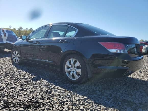 2008 Honda Accord EX with VIN 1HGCP26798A156019, listed as a Copart auction lot 85701035 with 118,533 mi miles and Salvage title. Bid and sale history available at DreamBid. Image 2.