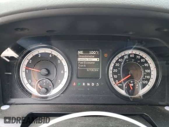 2019 Ram 1500 Tradesman z VIN 1C6RR7FT6KS568484, wystawiony jako Copart lot #67407915 z przebiegiem 67 013 mil mil oraz Szkoda całkowita • Salvage title. Historia ofert i sprzedaży dostępna na DreamBid. Obrazek 9.