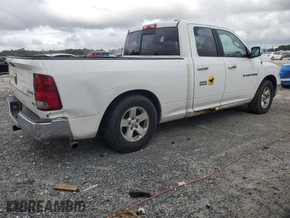 2011 Ram 1500 Lone Star with VIN 1D7RV1GP7BS570530, listed as a Copart auction lot 82316905 with 346,651 mi miles and Clean title. Bid and sale history available at DreamBid. Image 3.