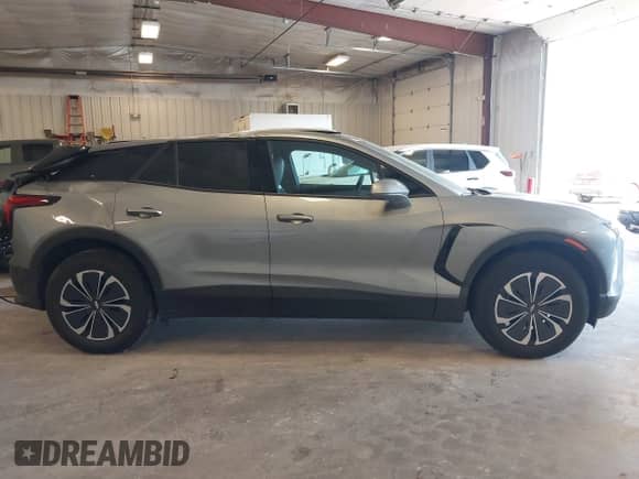 2024 Chevrolet Blazer EV eAWD LT with VIN 3GNKDBRJ6RS278046, listed as a IAAI auction lot 42346988 with 14,036 mi miles and . Bid and sale history available at DreamBid. Image 13.