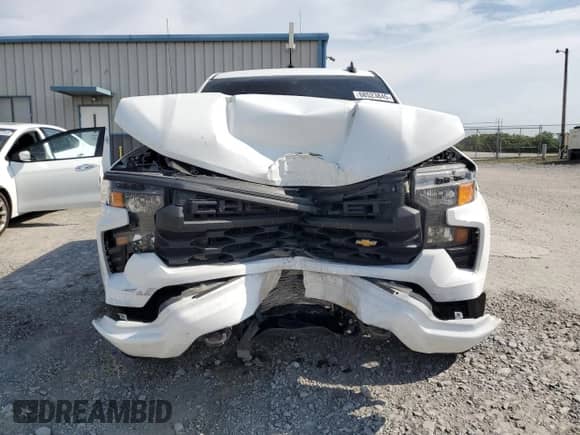 2022 Chevrolet Silverado 1500 Custom with VIN 3GCPDBEK0NG661734, listed as a Copart auction lot 68523845 with 32,093 mi miles and Salvage title. Bid and sale history available at DreamBid. Image 5.