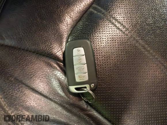 2013 Hyundai Tucson Limited с VIN KM8JU3AC3DU769900, выставлен на аукционе IAAI как лот 43033768 с пробегом 189 428 миль миль и . История ставок и продаж доступна на DreamBid. Изображение 11.