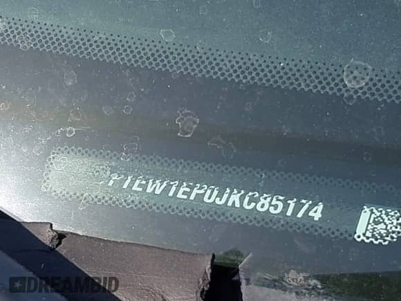 2018 Ford F-150 XL z VIN 1FTEW1EP0JKC85174, wystawiony jako IAAI lot #42695721 z przebiegiem 108 088 mil mil oraz . Historia ofert i sprzedaży dostępna na DreamBid. Obrazek 17.