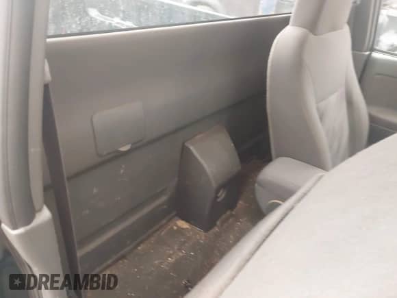 2004 Chevrolet Colorado LS ZQ8 с VIN 1GCCS146248199300, выставлен на аукционе IAAI как лот 42380427 с пробегом 132 644 миль миль и . История ставок и продаж доступна на DreamBid. Изображение 8.