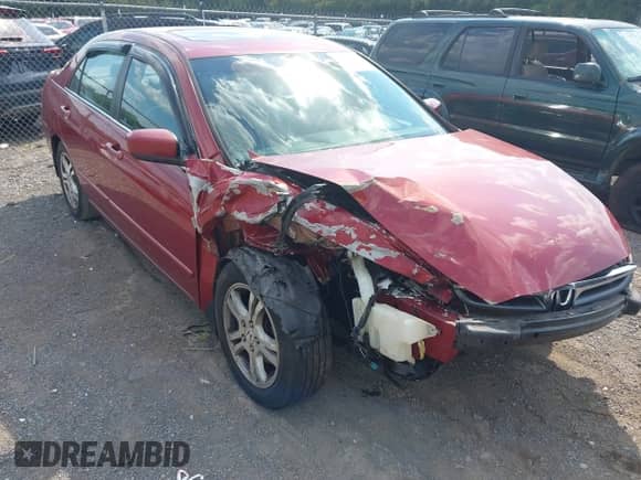 2007 Honda Accord EX-L с VIN 1HGCM56897A069335, выставлен на аукционе IAAI как лот 43222995 с пробегом 190 384 миль миль и . История ставок и продаж доступна на DreamBid. Изображение 6.