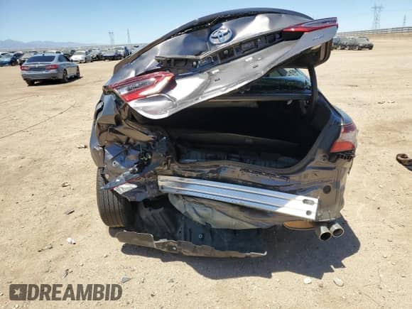 2023 Toyota Camry SE z VIN 4T1G11AK9PU155758, wystawiony jako Copart lot #42059185 z przebiegiem 18 622 mil mil oraz Czysty tytuł • Clean title. Historia ofert i sprzedaży dostępna na DreamBid. Obrazek 6.