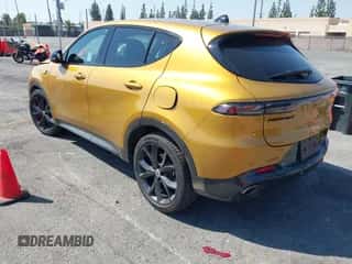 2024 Dodge Hornet R/T z VIN ZACPDFCW5R3A09166, wystawiony jako IAAI lot #41861985 z przebiegiem Nie podano mil oraz . Historia ofert i sprzedaży dostępna na DreamBid. Obrazek 3.