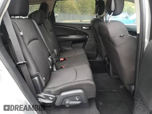 2014 Dodge Journey SXT with VIN 3C4PDCBB8ET284345, listed as a Copart auction lot 86626755 with 182,841 mi miles and Salvage title. Bid and sale history available at DreamBid. Image 11.