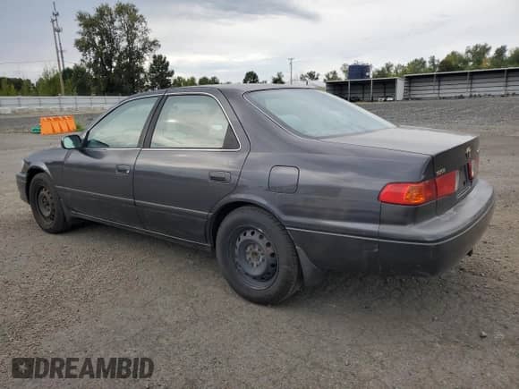 2001 Toyota Camry CE с VIN JT2BG22K510578541, выставлен на аукционе Copart как лот 72061075 с пробегом 218 624 миль миль и Списание • Salvage title. История ставок и продаж доступна на DreamBid. Изображение 2.